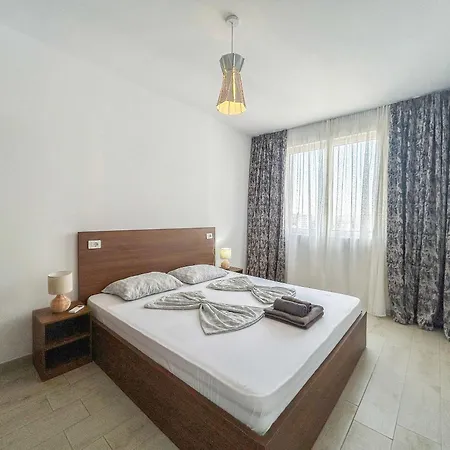 New Relax Apartment Golem (Tirana)
