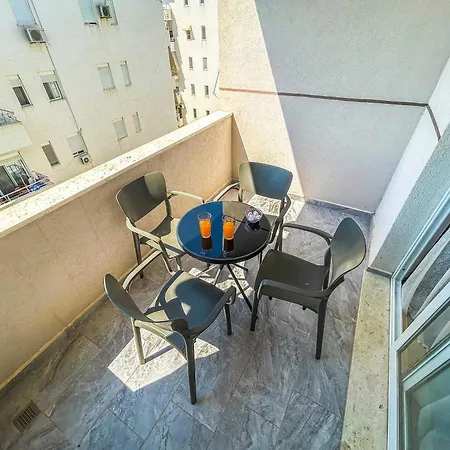 New Relax Golem (Tirana)